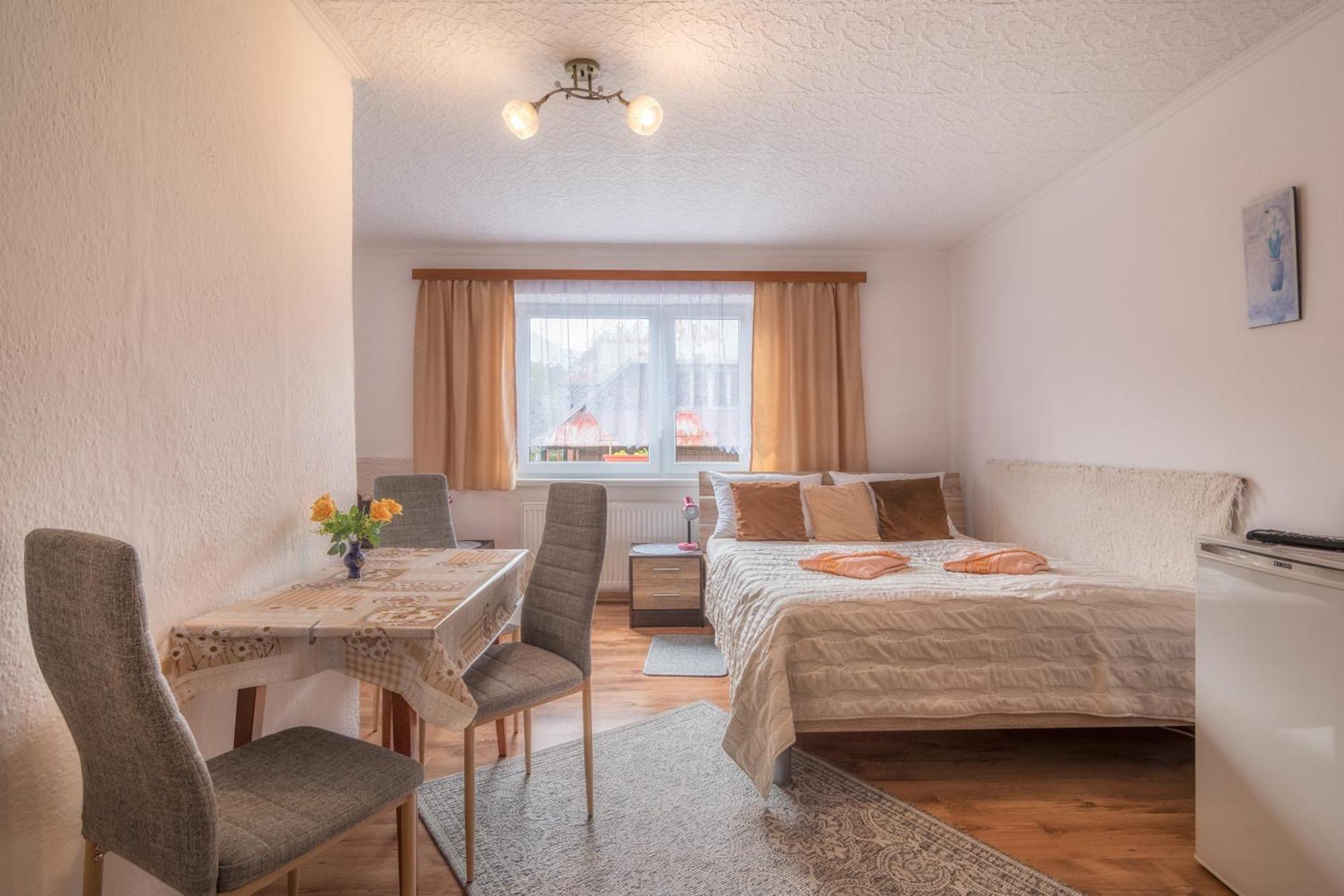 Privat Marika
